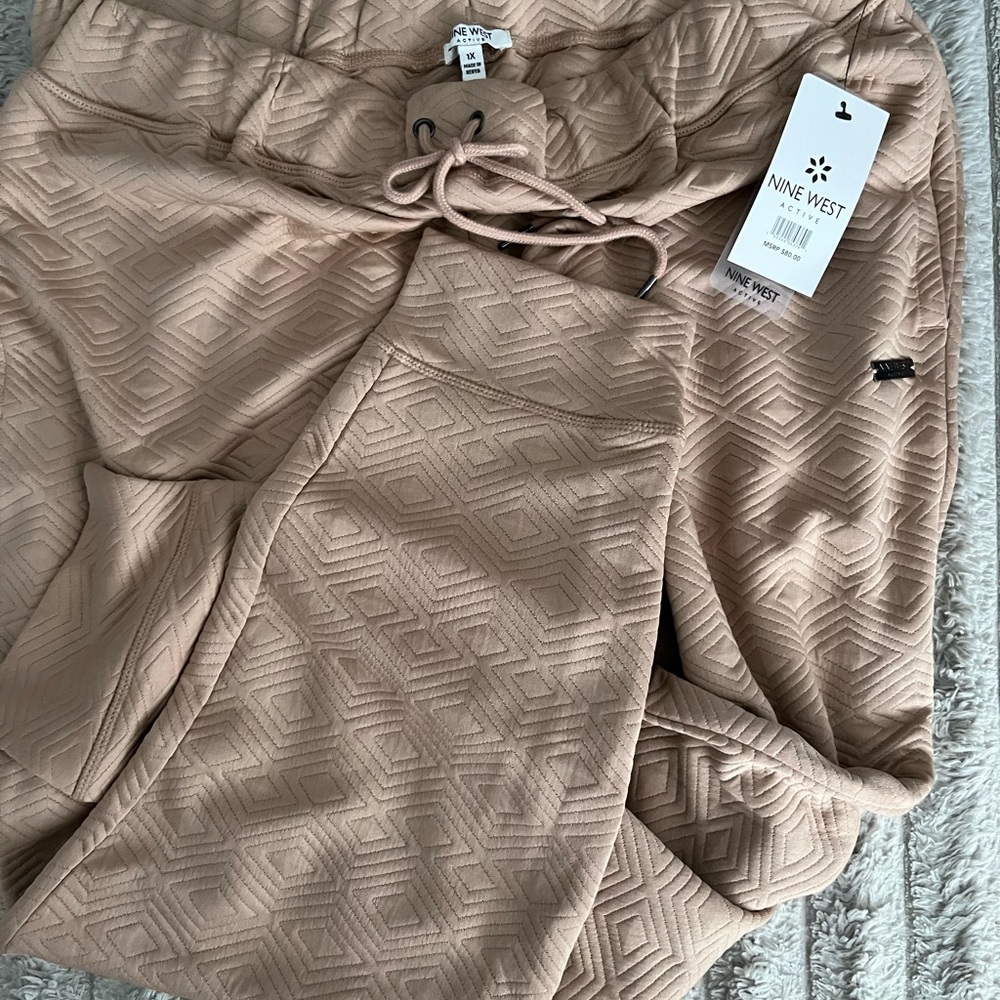 Nine West Geometric Patterned Tan Pants‎